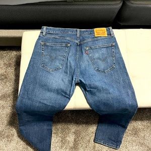 Men’s Levi’s jean pants